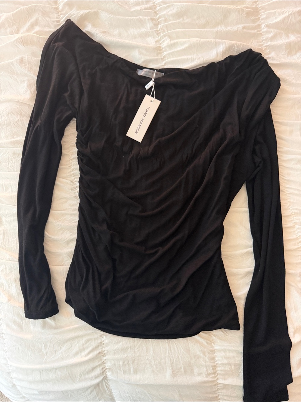 naked wardrobe Black Long-Sleeve Ruched Top